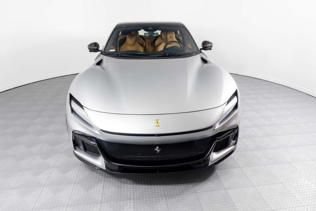 Used 2025 Ferrari Purosangue AWD/4WD image 17