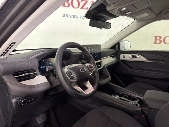 Used 2026 Ford Explorer Active RWD image 19