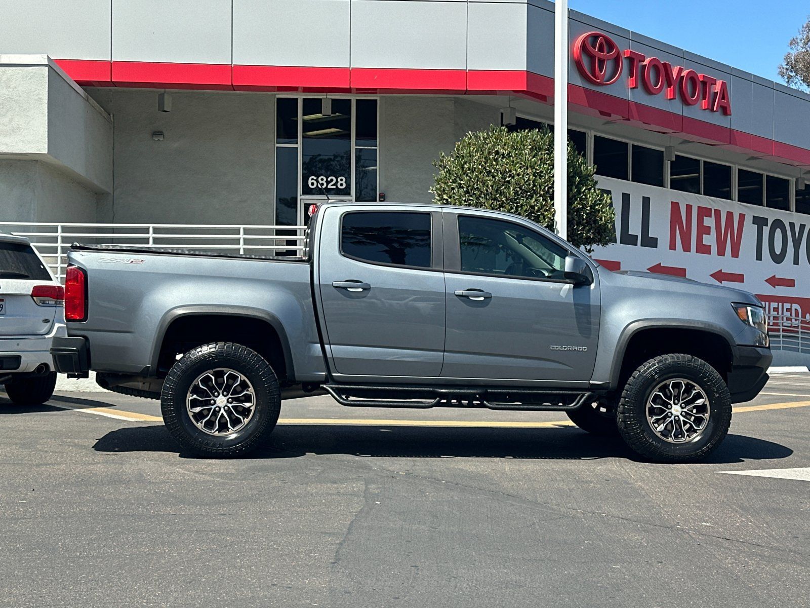 Used 2018 Chevrolet Colorado ZR2 AWD/4WD image 6