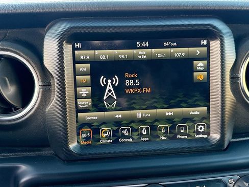 Used 2022 Jeep Wrangler Unlimited Rubicon 4xe w/ Steel Bumper Group image 16