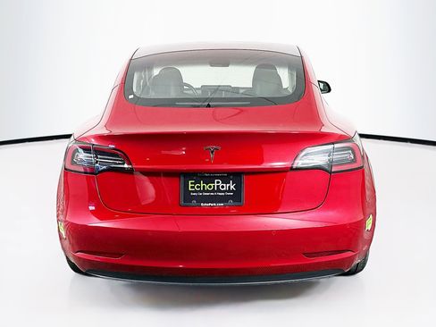 Used 2018 Tesla Model 3 Mid Range image 7