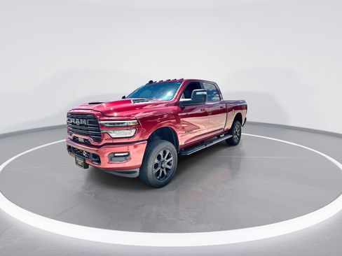 Used 2026 RAM 2500 Laramie w/ Night Edition AWD/4WD image 4