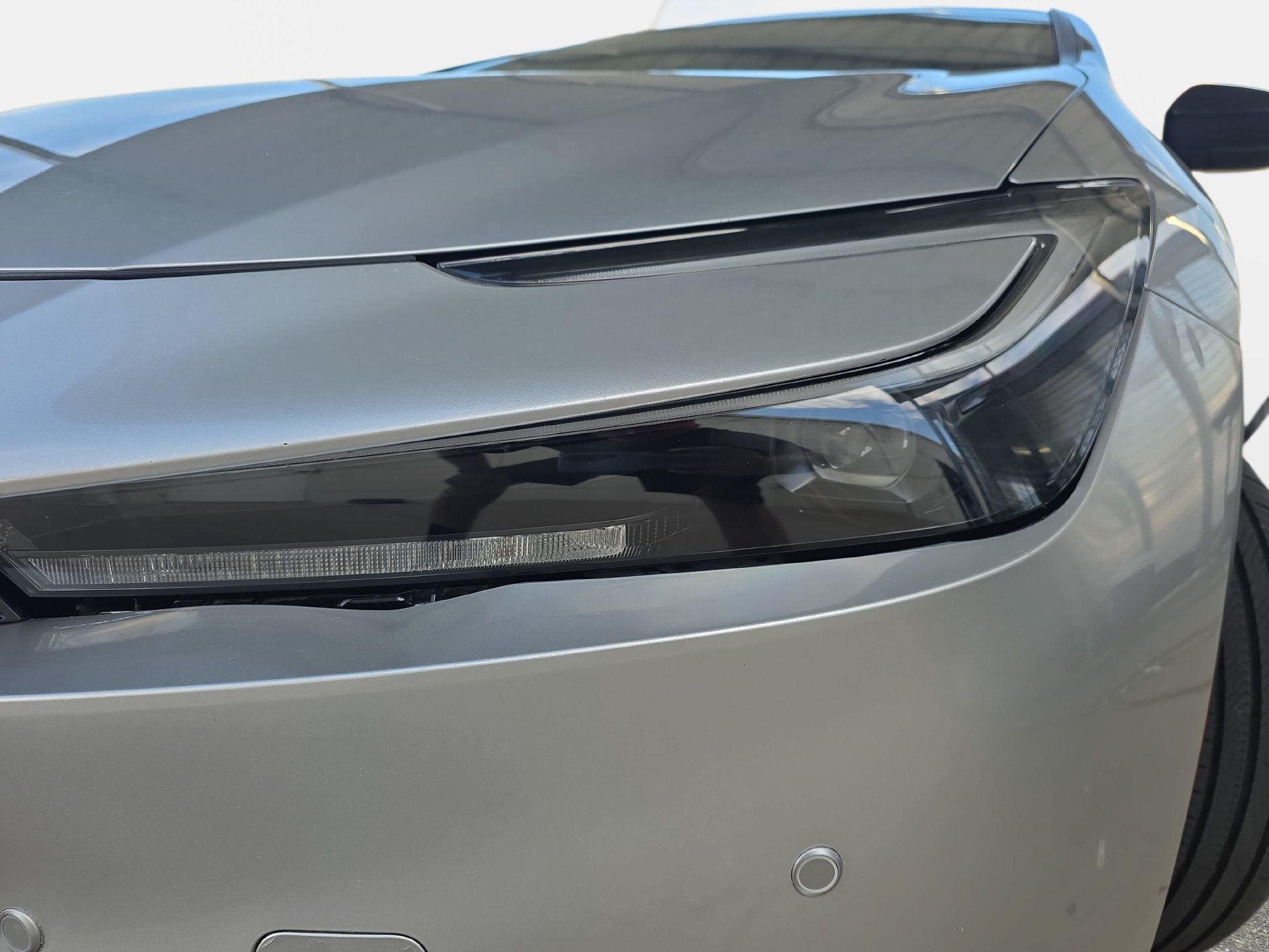 Used 2025 Toyota Prius LE FWD image 28