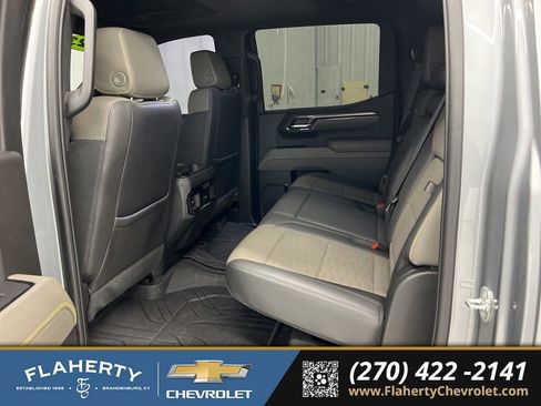 Used 2023 Chevrolet Silverado 1500 ZR2 w/ Technology Package AWD/4WD image 11