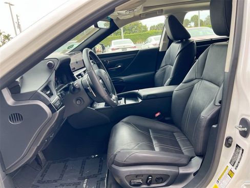 Certified 2023 Lexus ES 350 Ultra Luxury image 12