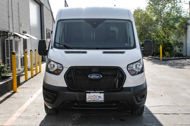 Used 2023 Ford Transit 150 Medium Roof AWD image 3