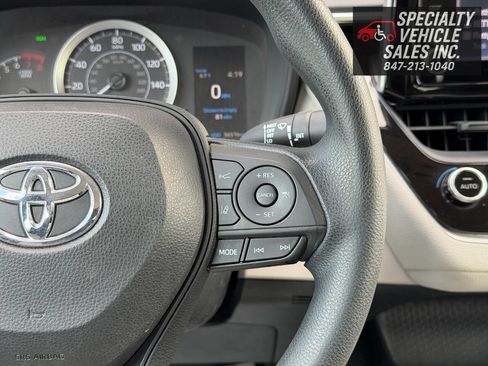 Used 2020 Toyota Corolla LE w/ LE Convenience Package FWD image 21