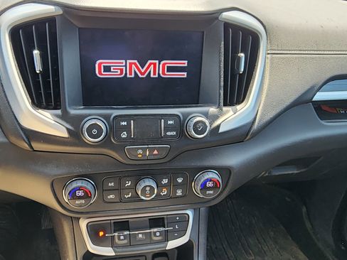 Used 2024 GMC Terrain SLE w/ Driver Convenience Package AWD/4WD image 6
