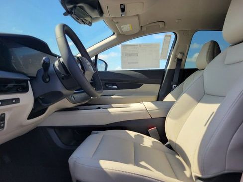 New 2026 Nissan Murano SV AWD/4WD image 13