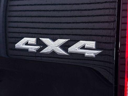 Used 2020 RAM 1500 Tradesman w/ Chrome Plus Package AWD/4WD image 7