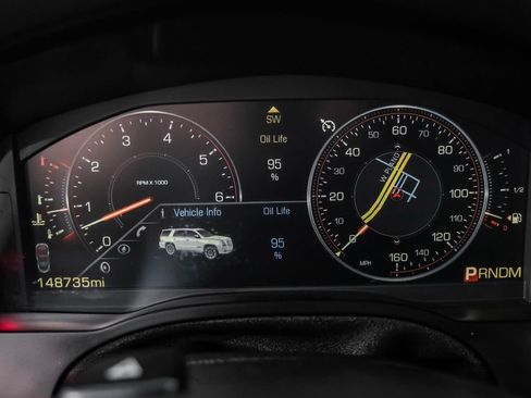 Used 2015 Cadillac Escalade Luxury image 18