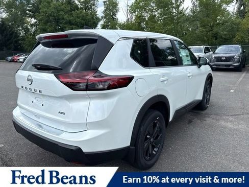 New 2026 Nissan Rogue SV w/ Cold Weather Package AWD/4WD image 10