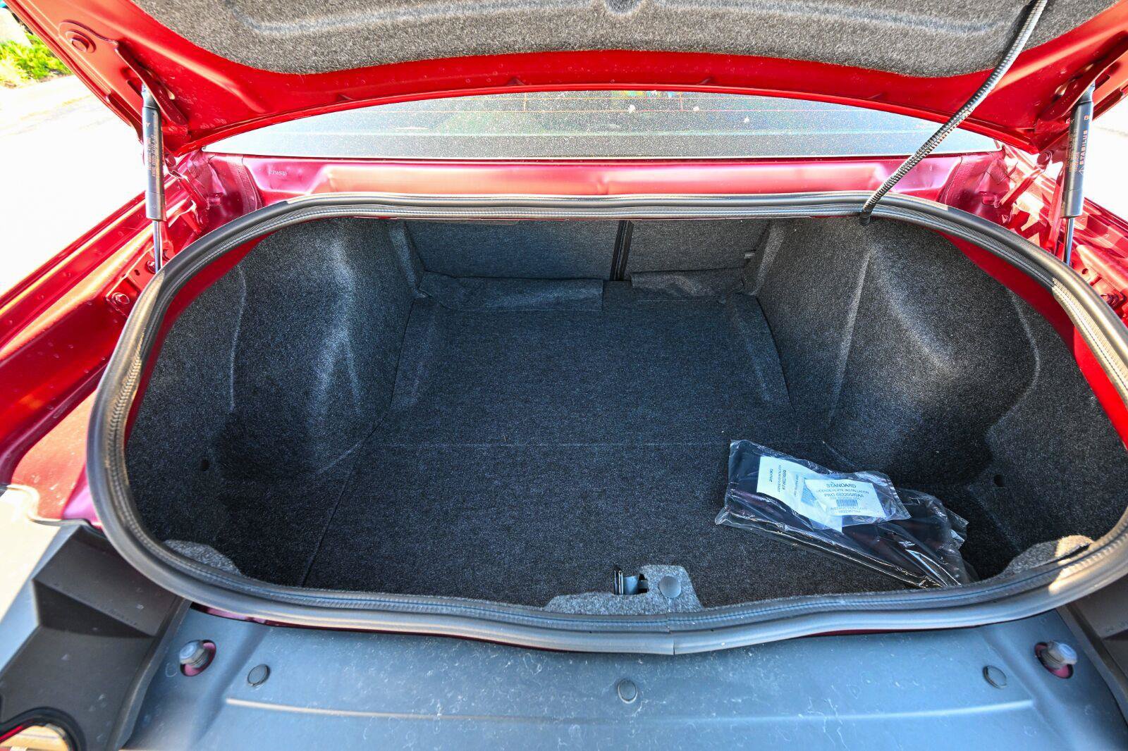 Used 2022 Dodge Challenger R/T Scat Pack RWD image 16
