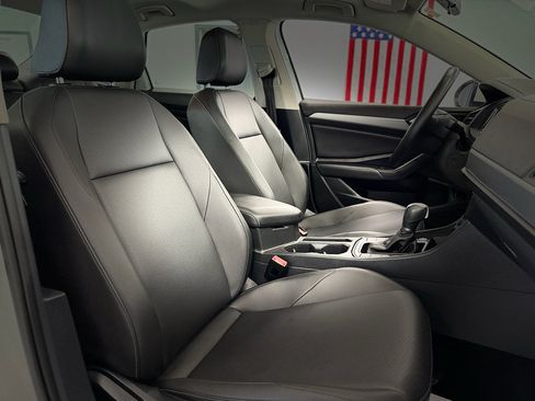 Used 2019 Volkswagen Jetta SE FWD image 23