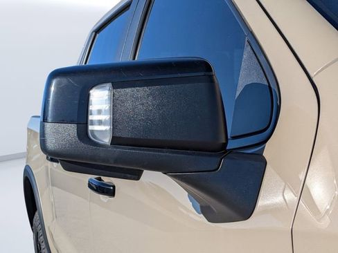 Used 2023 Chevrolet Silverado 1500 ZR2 w/ Technology Package image 10