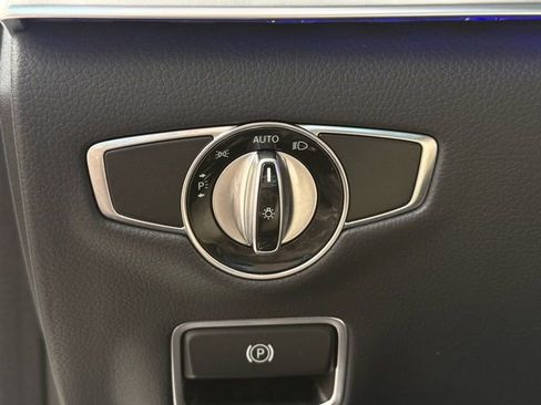 Used 2015 Mercedes-Benz S 550 Sedan image 19