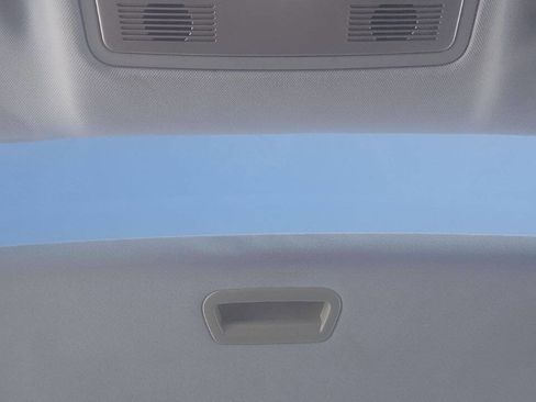 Used 2011 Jaguar XF image 15