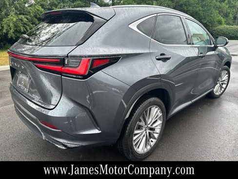 Used 2025 Lexus NX 350 AWD w/ Accessory Package (P3) image 4