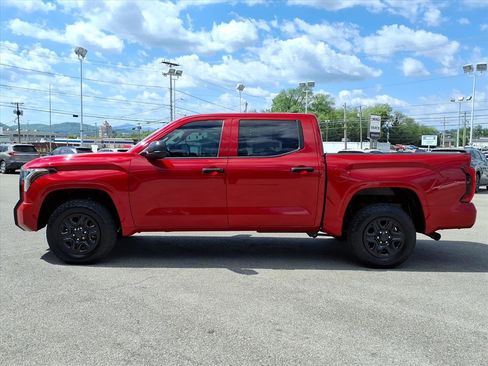 Used 2024 Toyota Tundra SR AWD/4WD image 7