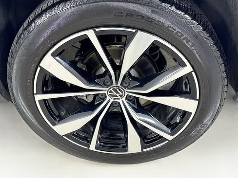 Used 2025 Volkswagen Atlas SEL Premium R-Line AWD/4WD image 43