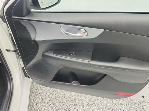 Used 2023 Kia Forte LX image 26