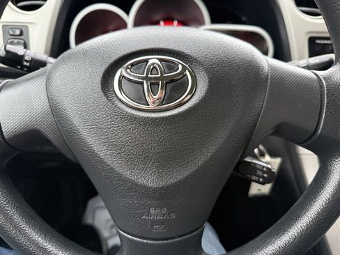 Used 2009 Toyota Matrix S AWD/4WD image 23