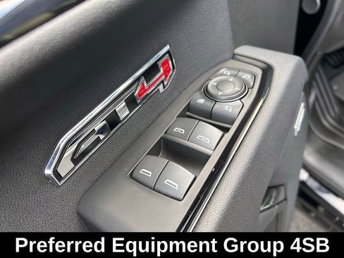 Used 2025 GMC Sierra 1500 AT4 w/ AT4 Premium Package image 17