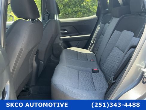 Used 2025 Nissan Kicks SV FWD image 14