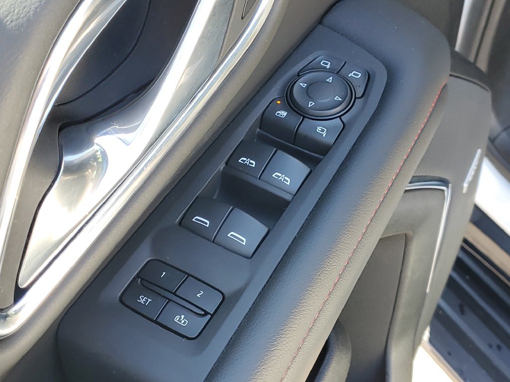 Used 2023 Chevrolet Tahoe RST w/ Luxury Package AWD/4WD image 23