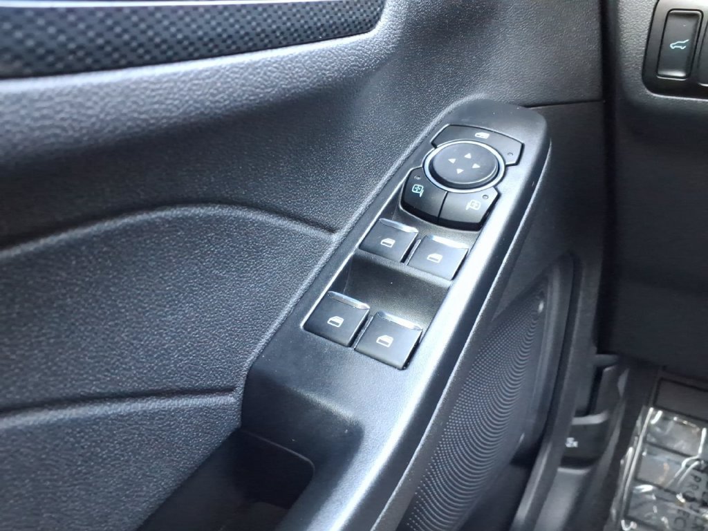 Used 2024 Ford Escape ST-Line w/ Tech Pack #1 AWD/4WD image 27