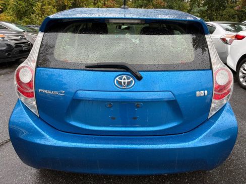 Used 2014 Toyota Prius C image 4