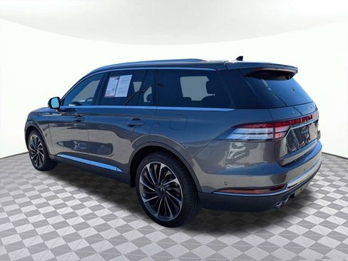 Used 2023 Lincoln Aviator Reserve w/ Equipment Group 201A image 5