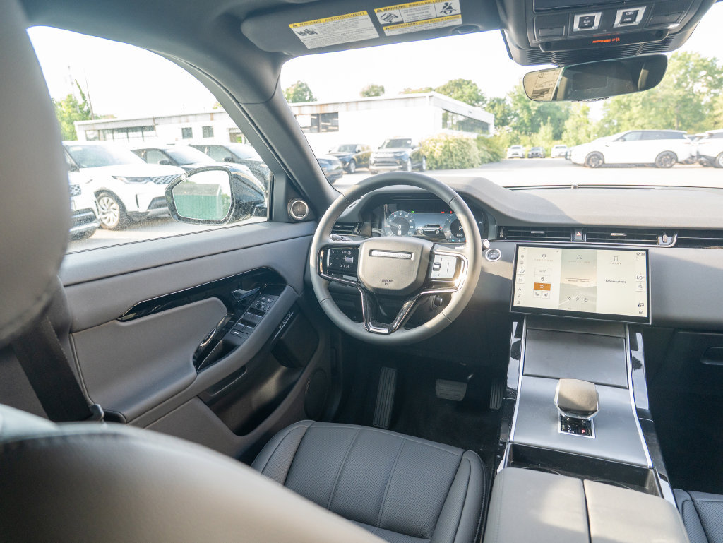 New 2026 Land Rover Range Rover Evoque S AWD/4WD image 18