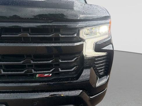 Used 2024 Chevrolet Silverado 1500 LT Trail Boss w/ LT Trail Boss Premium Package AWD/4WD image 10
