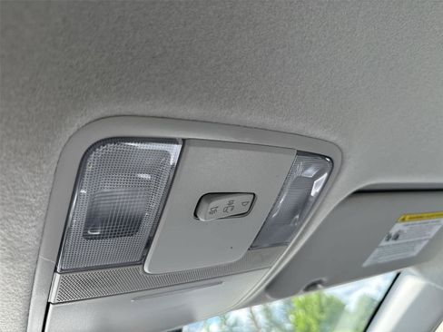 Used 2023 Kia Forte LXS w/ LXS Technology Package FWD image 32