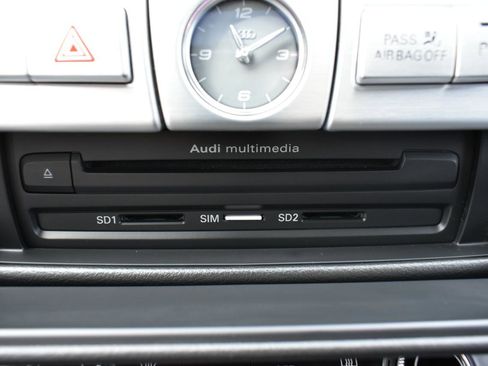 Used 2015 Audi S8 image 24