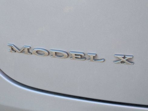 Used 2018 Tesla Model X 75D AWD/4WD image 26