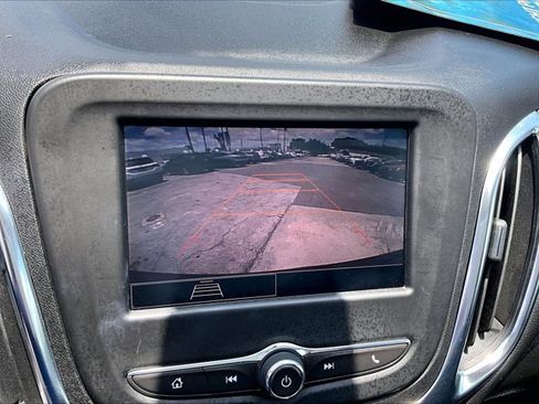 Used 2024 Chevrolet Equinox LT FWD image 22