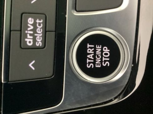 Certified 2025 Audi Q7 3.0T Premium Plus w/ Premium Plus Package image 28