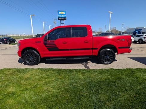 Used 2019 Ford F150 XLT w/ Equipment Group 302A Luxury image 10