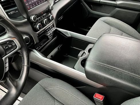 Used 2019 RAM 1500 Big Horn image 13