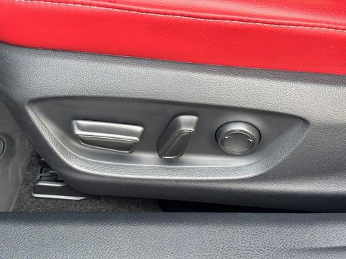 Used 2023 Toyota Camry XSE w/ Navigation Package image 23