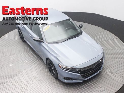 Used 2022 Honda Accord Sport image 3