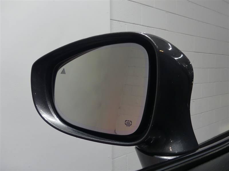 Used 2019 Chrysler Pacifica Limited w/ Advanced Safetytec Group FWD image 14