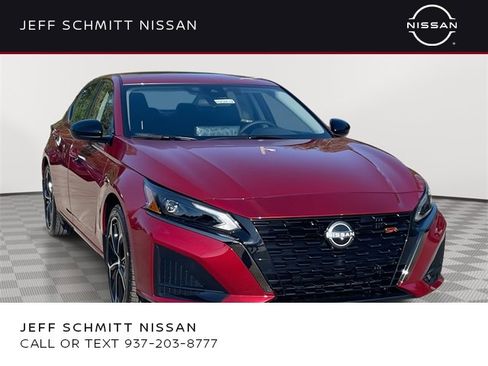 New 2025 Nissan Altima 2.5 SR w/ SR Premium Package image 1
