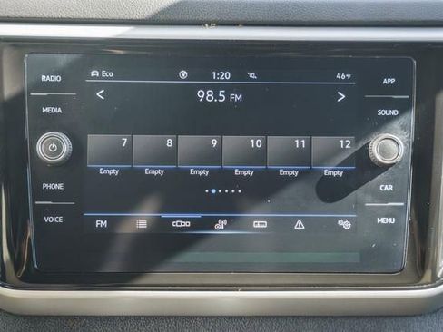 Used 2023 Volkswagen Atlas Cross Sport SE w/ Panoramic Sunroof Package image 16