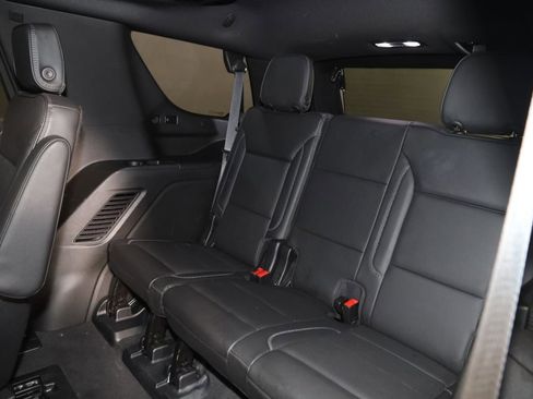 Used 2022 GMC Yukon Denali AWD/4WD image 17