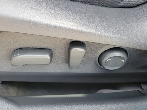 New 2025 Subaru Outback Premium image 17