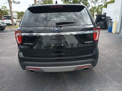 Used 2016 Ford Explorer Limited FWD image 3