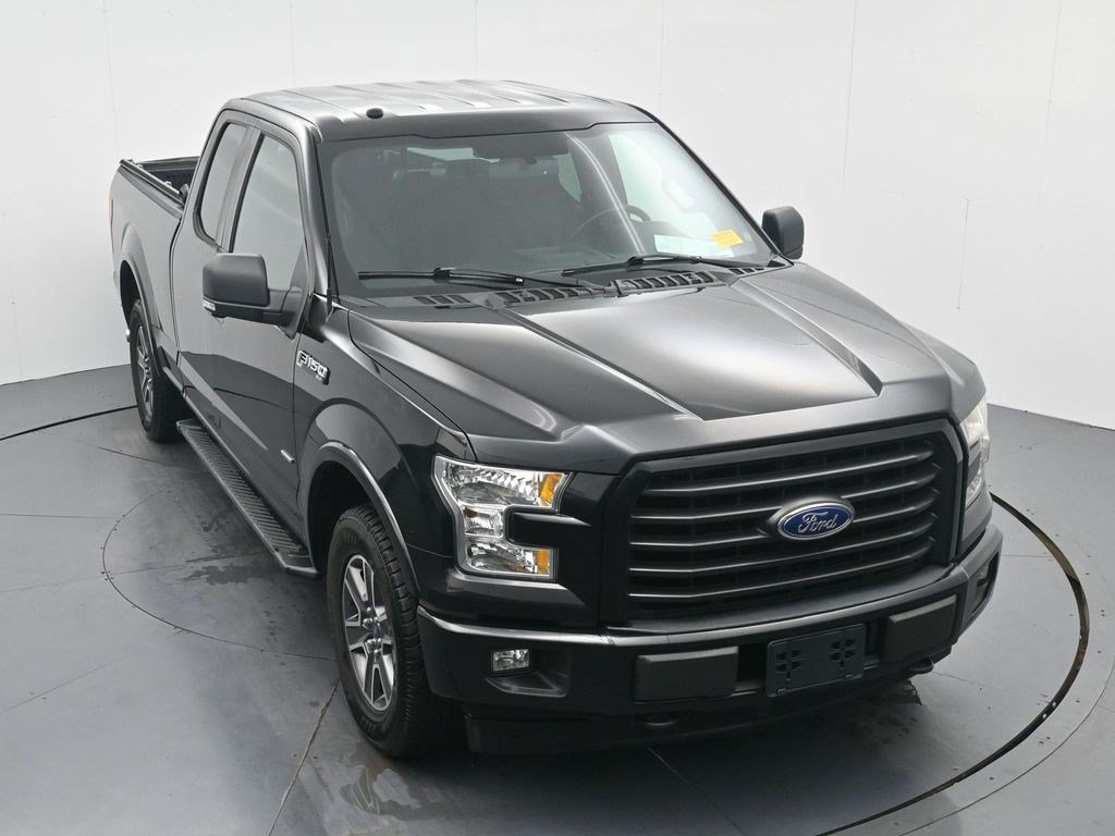 Used 2017 Ford F150 XLT w/ Equipment Group 302A Luxury AWD/4WD image 22